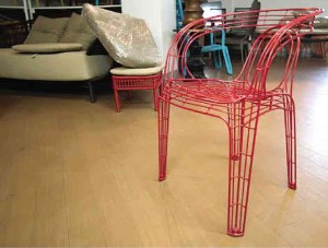 AWARD-WINNING Pamela wire chair is made of weather-resistant galvanized metal.