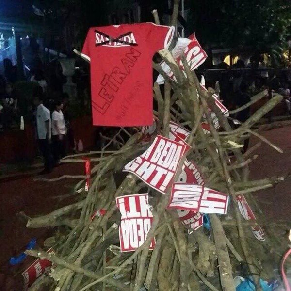 POST-CHAMPIONSHIP bonfire in a photo posted on Facebook by a Letran fan