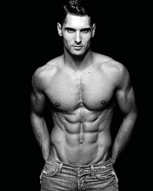 The man with the killer eight-pack abs | Lifestyle.INQ