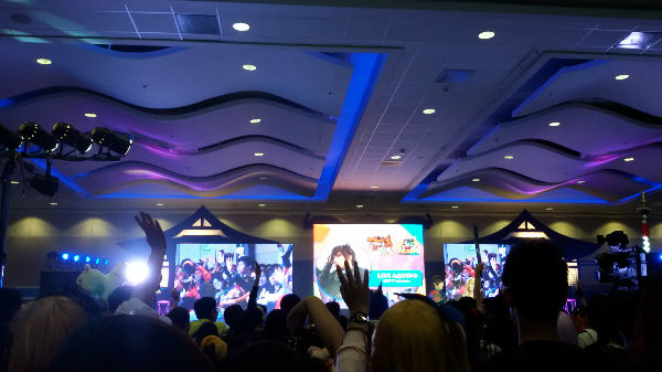 The Best Of Anime 2014 crowd cheering for their favorite cosplayer on stage. Image by Janine Villagracia/INQUIRER.net.