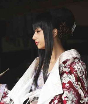 FILIPINO-Japanese actress Maryjun Takahashi as Yumi Komagata, a former geisha deeply in love with Shishio