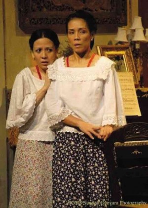 LIESL Batucan and Irma Adlawan in the 2009 Repertory Philippines staging of “A Portrait of the Artist as Filipino”