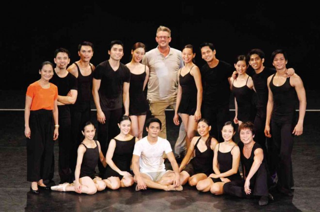 LAWRANCE with the “Misfit or Maverick” cast and artistic director LisaMacuja-Elizalde
