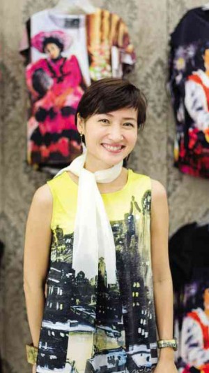 SHERRIE Gotuaco of Freeway wearing dress and scarf from the National Artist Collection Series