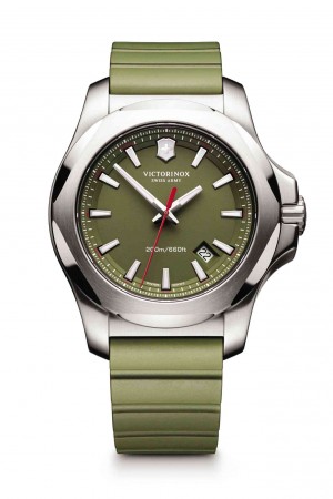 RENOWNED for their quality and functionality, Inox timepieces come in classic styles and a contemporary variant available in three colors (green, navy blue and black); the watches can be personalized with a bumpermade of silicone and nylon.