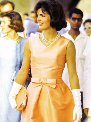Jackie Kennedy, as first lady, in a De la Renta.