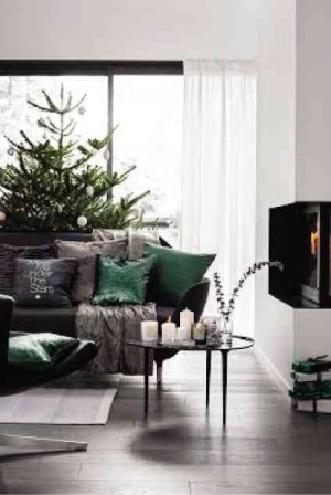 H&M Home offers fresh ideas for every room.
