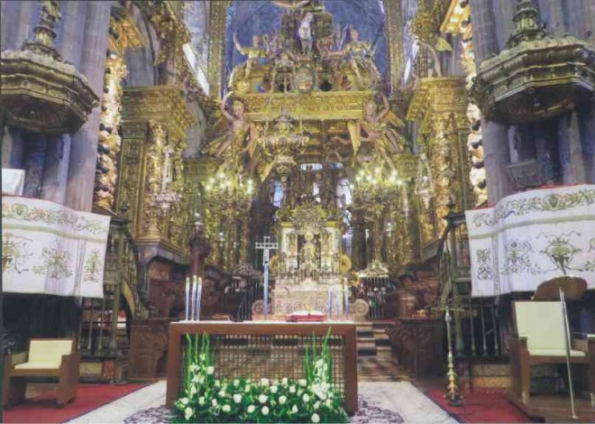 INSIDE the Cathedral of Santiago de Compostela