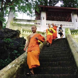 MONKS regularly visit the temples on Mount Phousi. PHOTOS BY ANNE A. JAMBORA