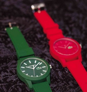 LACOSTE 12.12, the polo shirt in a watch, is embossed with the classic petit pique design of the shirt.