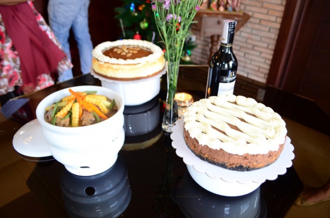 Café Carmencita’s mouthwatering cakes and other dishes. 
