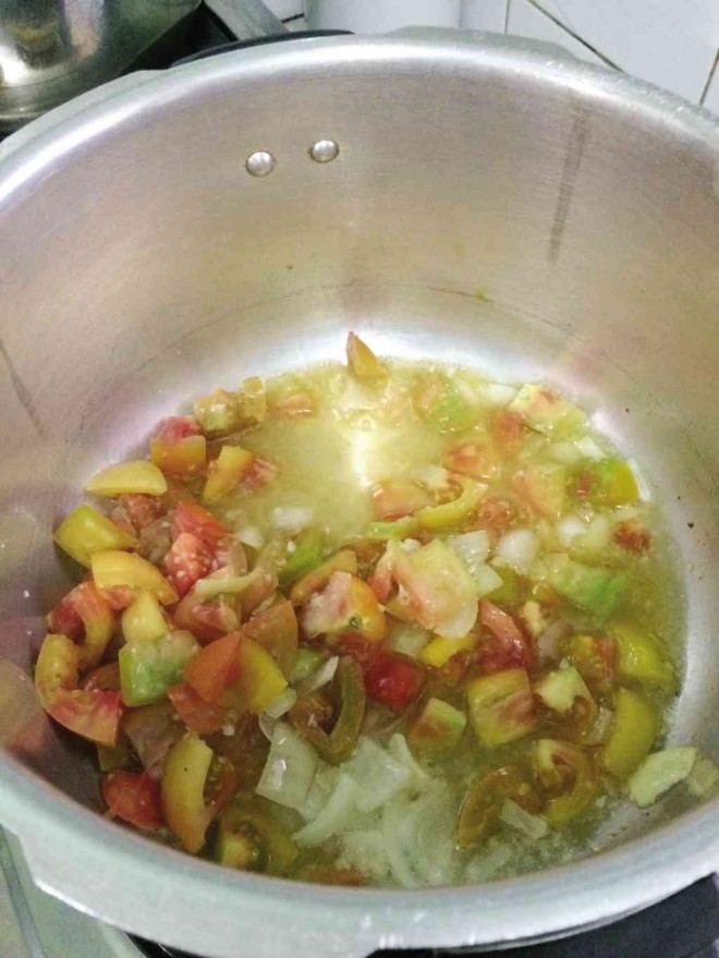 Kapampanganstyle chickenpork ‘asado’ Lifestyle.INQ