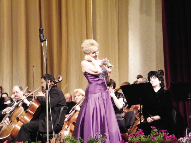 ROMANIAN-BORN soprano Nelly Miricioiu