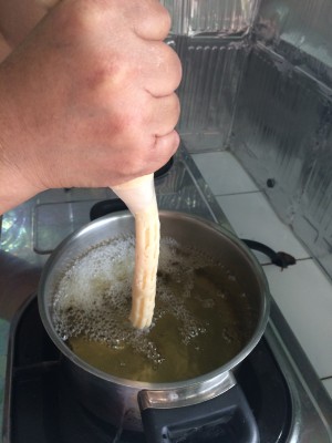 Heat oil in a deep saucepan. 