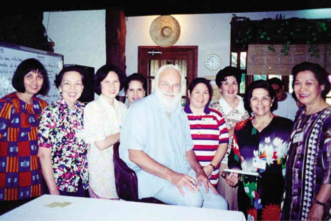FR. BASIL Pennington having a light moment with members of ContemplativeOutreach Philippines (COP). Father Basil has passed on, but his books can be obtained at the COP office inDon Bosco Makati.
