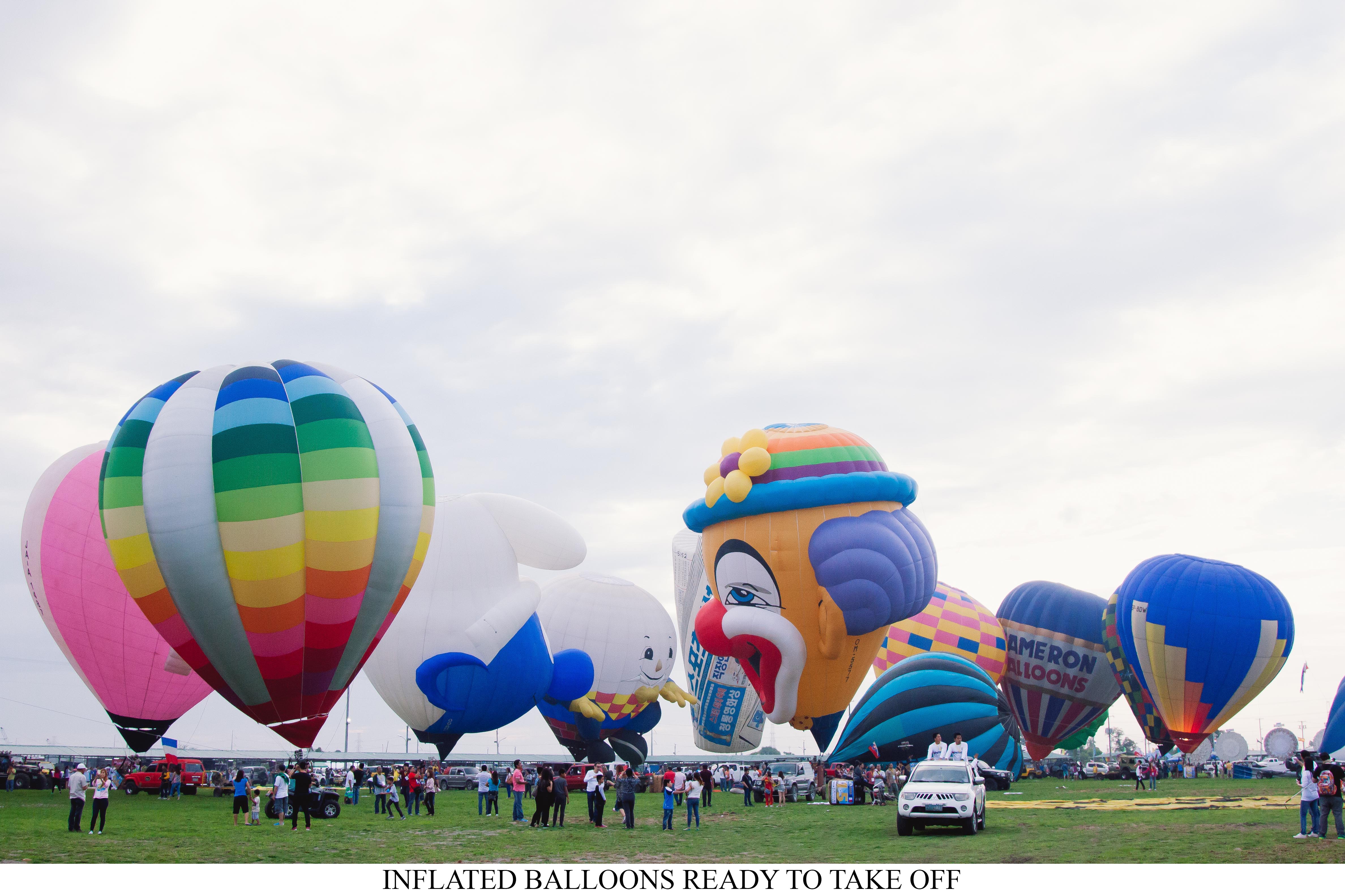balloons ready to takeoff