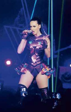 HEAR THEM ROAR American pop singer-songwriter Katy Perry acknowledges the roar of approval of an estimated 30,000 people who attended her concert on May 7 at the Philippine Arena inMarilao, Bulacan province. ARNOLD ALMACEN