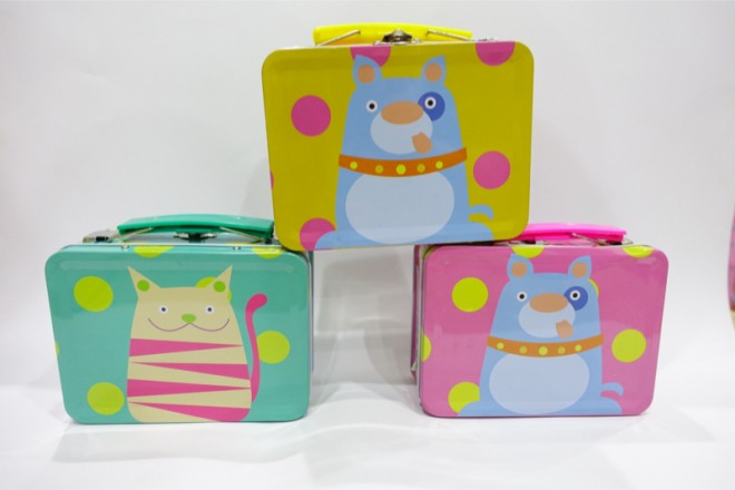 Tin lunchboxes