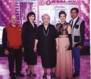 JAIME and Didang de Larrazabal, Carmen Mejia de Rodriguez, Marilou and José LAURENJabines Toledo Mari Cañizares