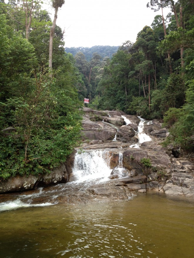 A waterfall at the mystical Gunung Ledang. Could the legendary mountain princess had lounged in its cold stream? - Wikimedia Commons
