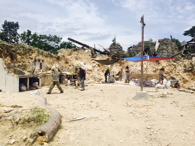 Workers doing retrieval operations at Maribojoc Church