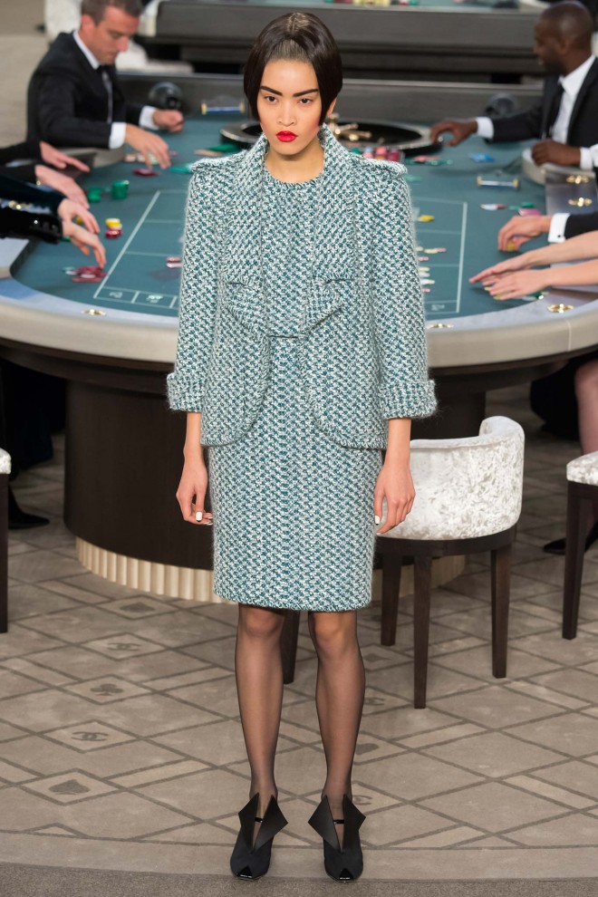 MARGA Esquivel in Fall 2015 Chanel Haute Couture 