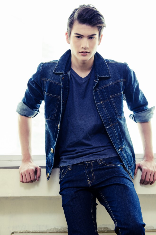 DENIM jacket, H&M; basic blue tee, Topman; jeans, H&M