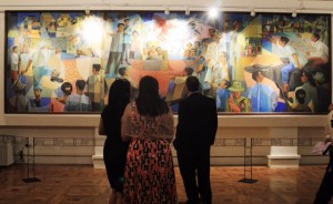 GUESTS view the painting of Manansala. LESTER G. BABIERA