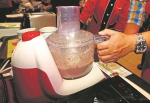 TRANSFER chicken liver mixture into a Moulinex food processor and process until smooth.