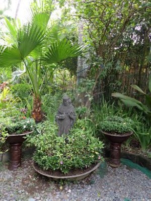 NATURE-LOVER St. Francis of Assisi, from whom Pope Francis got his name, stands on a “kawa” and watches over a profusion of greenery.