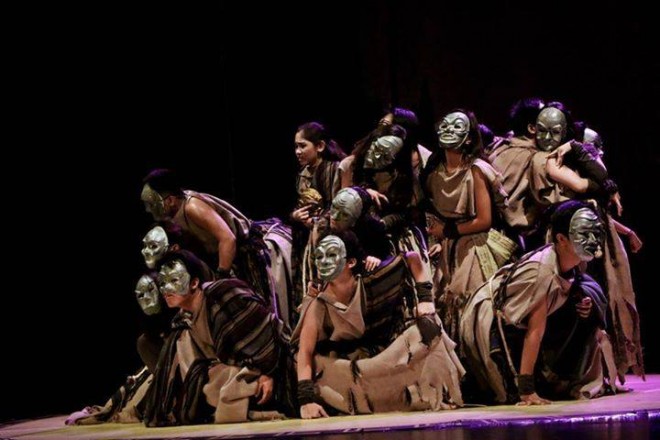 Dulaang Filipino, the resident theater company of De La Salle-College of Saint Benilde, will bring  its production  of “Oedipus”  to the Espace Théatre in Mont-Laurier, Québec, Canada  on Sept. 11. Benilde’s School of Design and Arts offers theater-related courses such as Technical Theater, Dance and Production Design. PHOTO FROM DULAANG FILIPINO