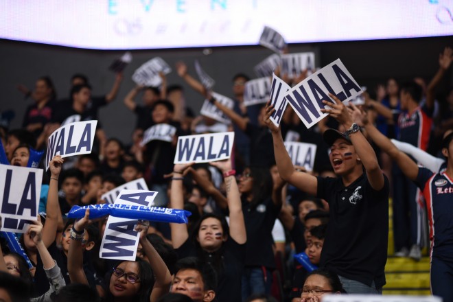 LETRAN fans holding their “WALA” signs PHOTOS BY MARTIN SAN DIEGO