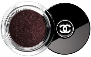 ILLUSION d’Ombre, iridescent garnet-red eye shadow