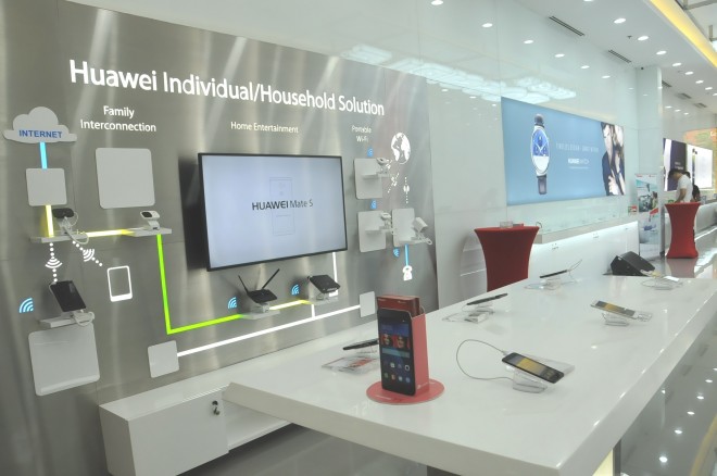 Huawei Experience Store at MOA has everything you need 