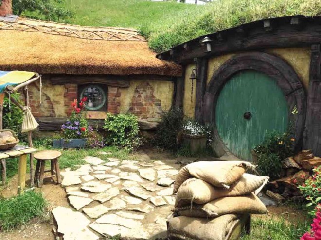 THE LOOK of Hobbiton ranges from pretty to quaint, but it always manages to charm guests, especially fans of “The Lord of the Rings” and “The Hobbit” trilogies. ALEX Y. VERGARA