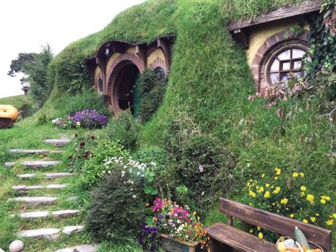 RECOGNIZE this house? Of course, you do. It’s Bilbo and, later, Frodo Baggins’ address, the biggest in Hobbiton reflecting its owners’ affluence and key roles in the film trilogies.
