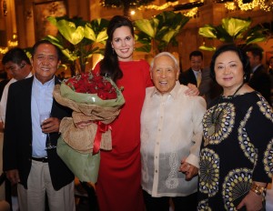 Tony Leviste with Brigitte Van Hagen, Ambassador  Bienvenido Tantoco and SSI chair Nedy Tantoco