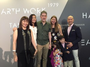 MANAHAN with Liliane “Tats” Rejante-Manahan (left) and family at the National Gallery Singapore.