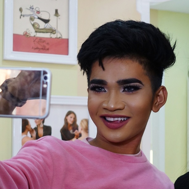 Internet sensation Bretman Rock graces an event hosted for him by makeup brand Benefit at SM Megamall in Mandaluyong City on Saturday.