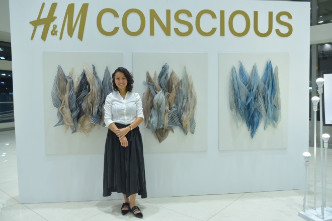 FRENCH-Filipino artist,   Olivia D’Aboville, created a series of artworks during the special H&M Conscious press preview in SM Megamall 