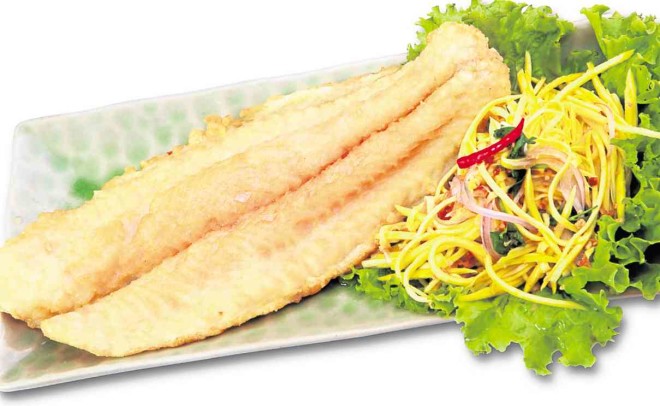 SOI’S Fish Fillet with Mango Salad