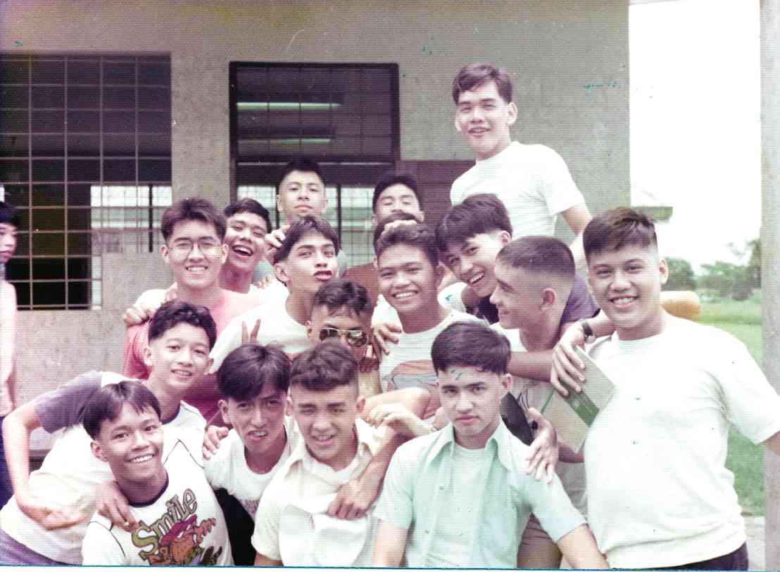 NOY Aquino (far right) in high school: “On the surface it seemed he was living a pretty normal life.” CONTRIBUTED PHOTOS