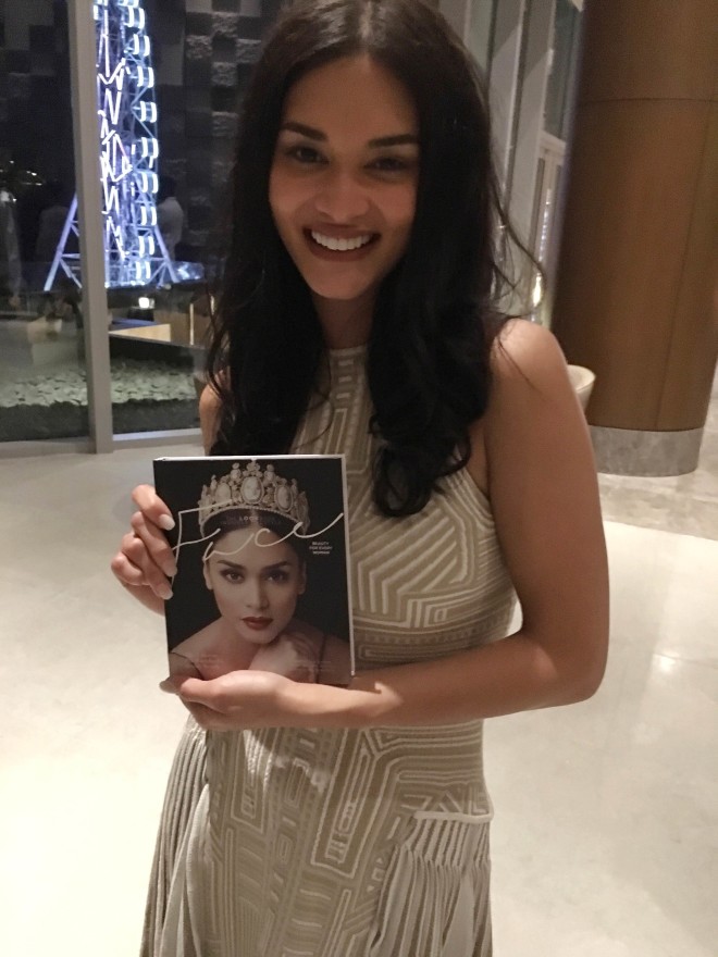 MISS Universe 2015 PiaWurtzbach holding a copy of INQUIRER Lifestyle’s LOOKBeauty Book