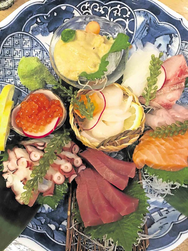 OMAKASE sashimi platter