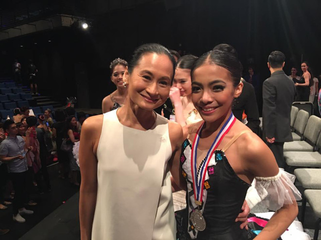 Ballet Manila’s artistic director Lisa Macuja-Elizalde joins Junior A Silver medalist Nicole Barroso for a quick photo after the awarding ceremonies. CONTRIBUTED PHOTO/Ballet Manila