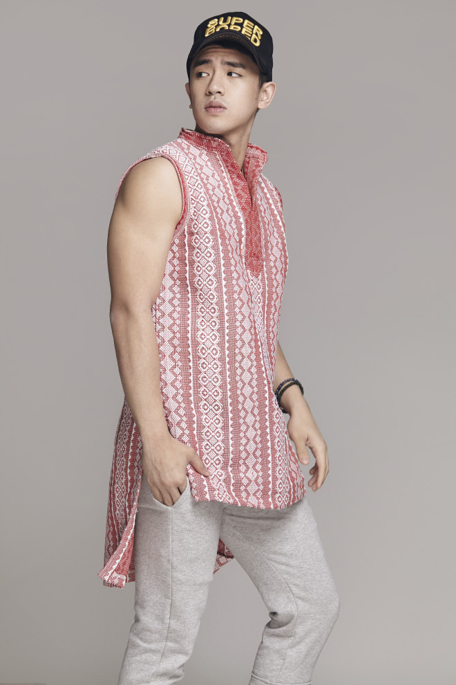 ‘INABEL’ fabric from Ilocos was used for this men’s wear top.
