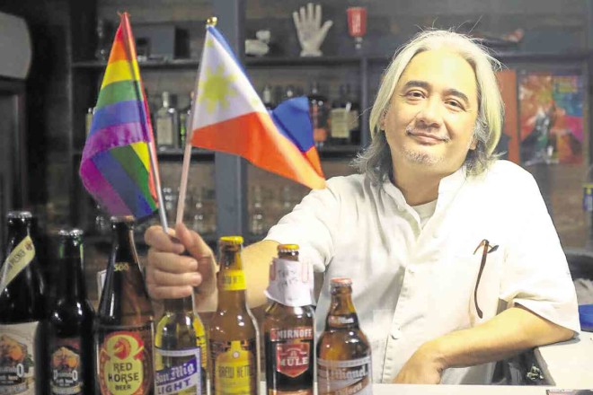 FRED’S Revolucion owner Derek Soriano has opened a second branch of his bar in Escolta. ALEXIS CORPUZ