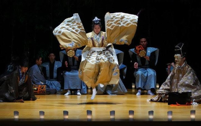 One of UPCIS  Noh Theatre Ensemble’s previous productions, “Okina” (2006). PHOTO BY JOSEPH UY