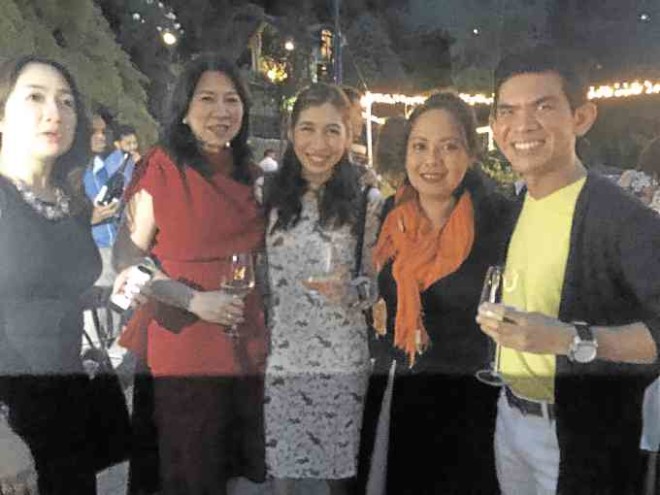 AT WELCOME dinner at Momi restaurant, Lala Dinglasan, Liane andMartina Bautista, Karen Litre and Dr. Rex Gloria