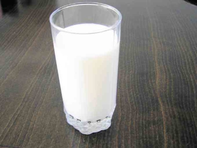 IN Vietnam,milk was found to be mixed with melamine, a  harmful substance.